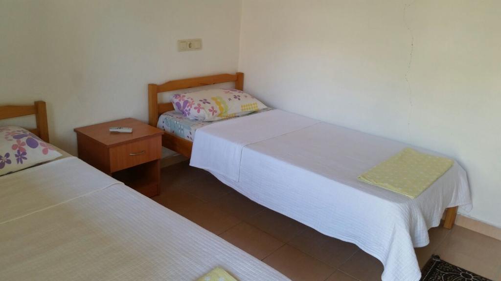 George House Bed & Breakfast ฟารัลยา ภายนอก รูปภาพ
